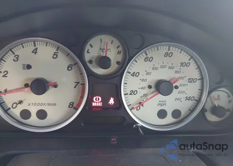 2002 Mazda Mx-5 Miata Cloth/Ls/Se z USA, uszkodzony, nr VIN JM1NB353920229199